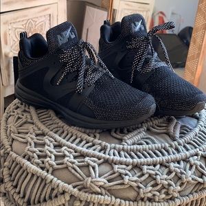 SOLD 🌟 APL Techloom Ascend